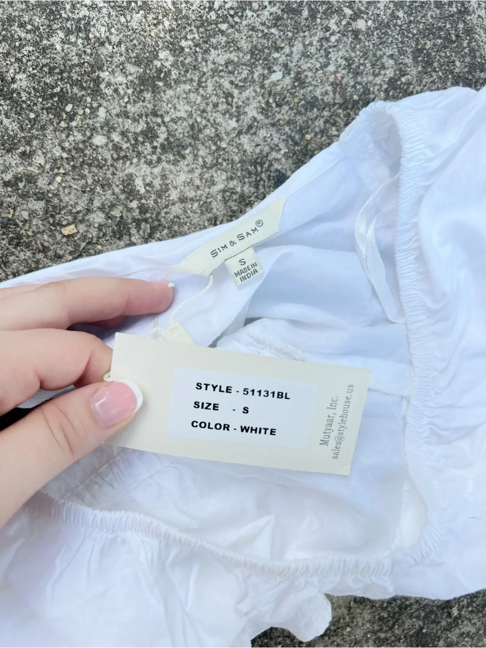 NWT Sim & Sam White Smocked Milkmaid Puff Sleeve Crop Top Bow Back Small